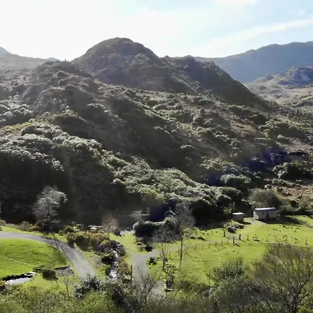 Little Heaven Shepherds Hut Luxe tent *